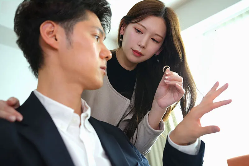 Bà xã đi đi chơi, anh xã ở nhà bị nhỏ em vợ yêu gạ nện không trượt phát nào